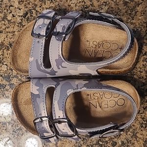 Gray camo sandals